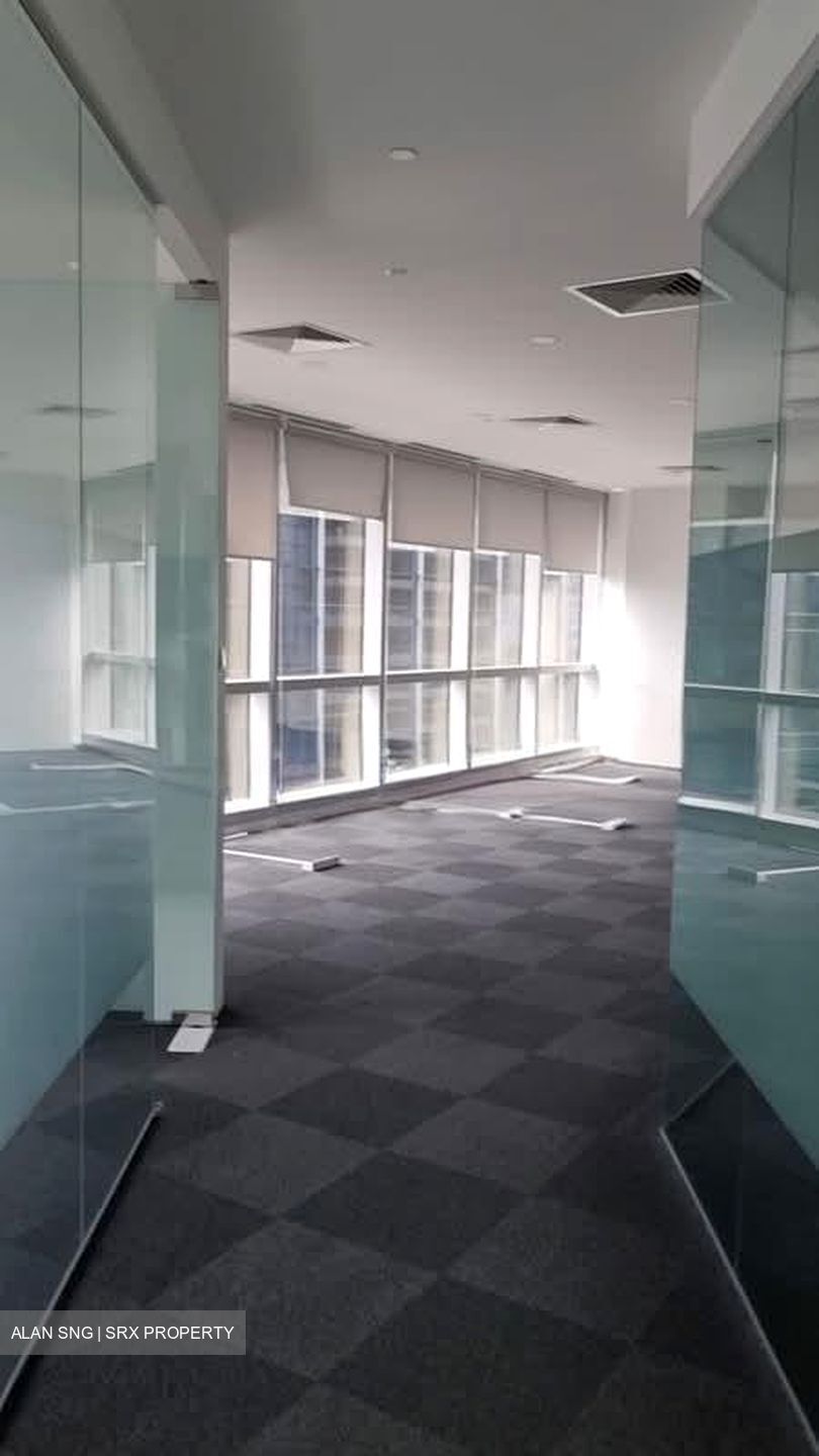Sbf Center (D1), Office #566771321